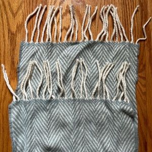 Foxford lambswool and cashmere scarf